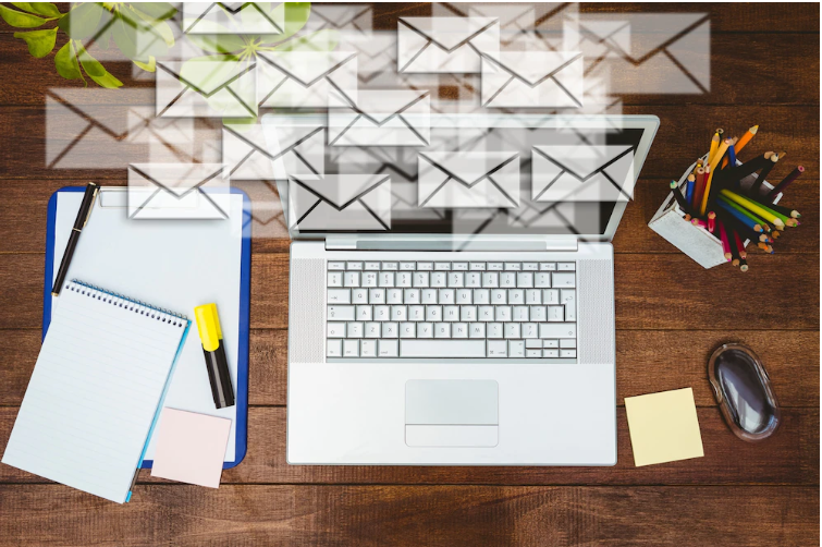 Pros and Cons email marketing